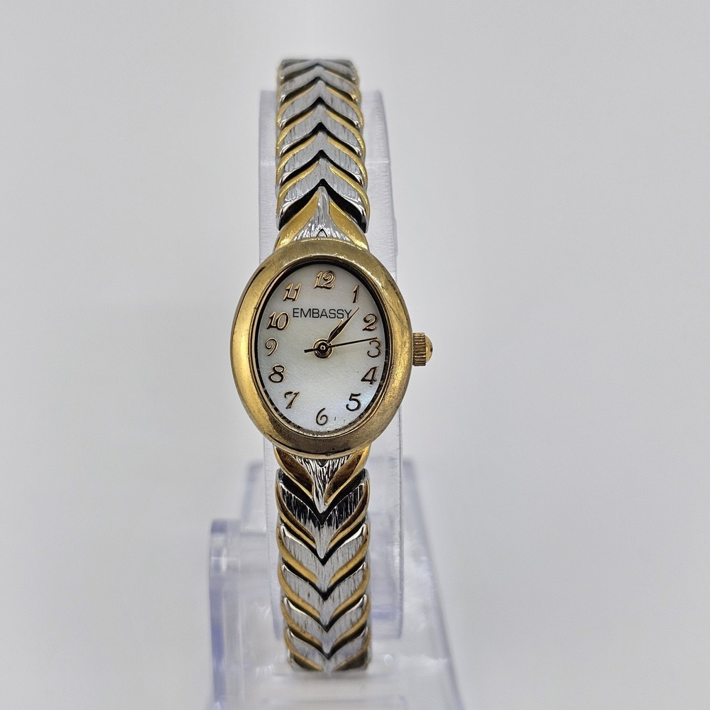 Embassy Waltham‎ Women's Watch 19MM Two Tone Bracelet Band 6.75" New Battery